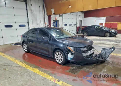 2020 Toyota Corolla Le z USA, uszkodzony, nr VIN JTDEPRAE1LJ105029